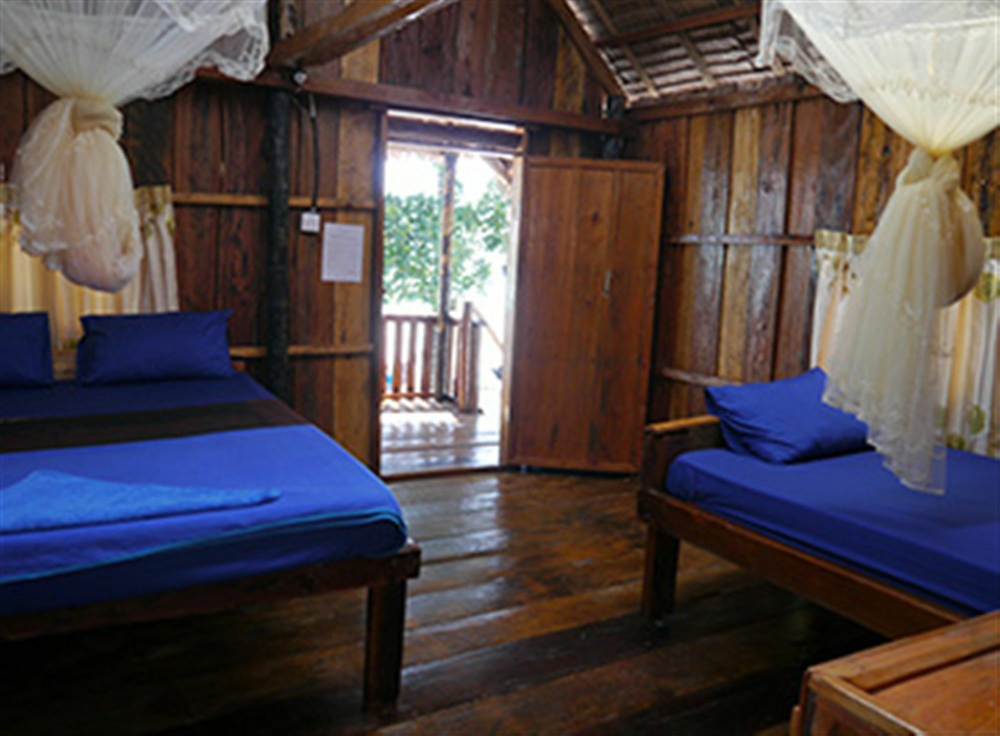Angkor Chom Bungalows And Rooms Sok San Village Экстерьер фото