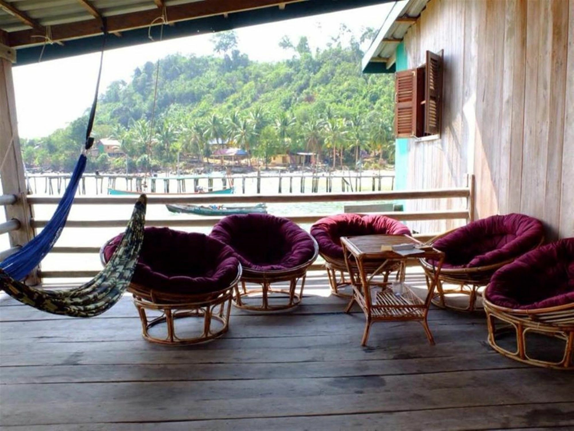 Angkor Chom Bungalows And Rooms Sok San Village Экстерьер фото