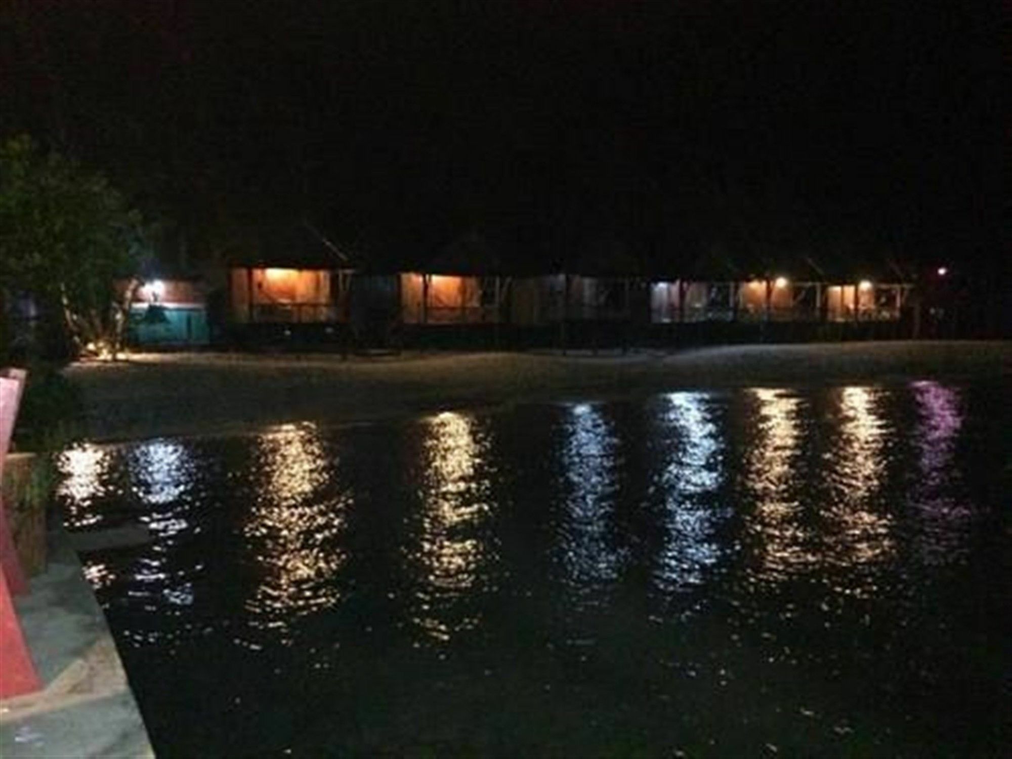 Angkor Chom Bungalows And Rooms Sok San Village Экстерьер фото