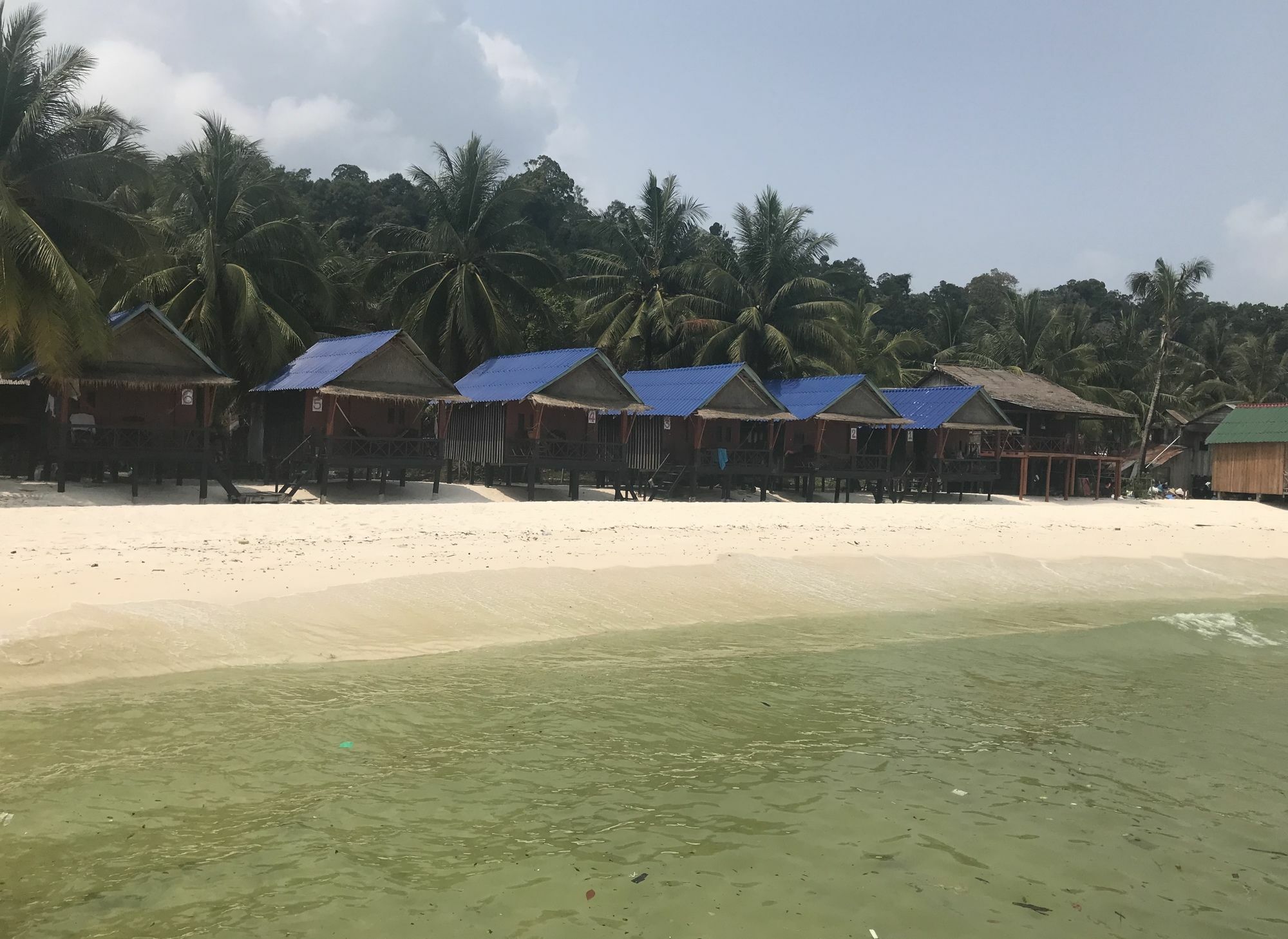Angkor Chom Bungalows And Rooms Sok San Village Экстерьер фото
